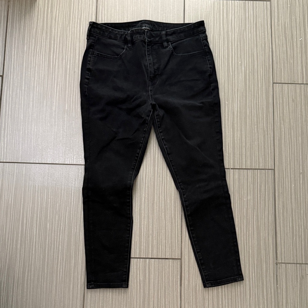 American Eagle Women’s Black Dream Stretch Jeans - 12 Short